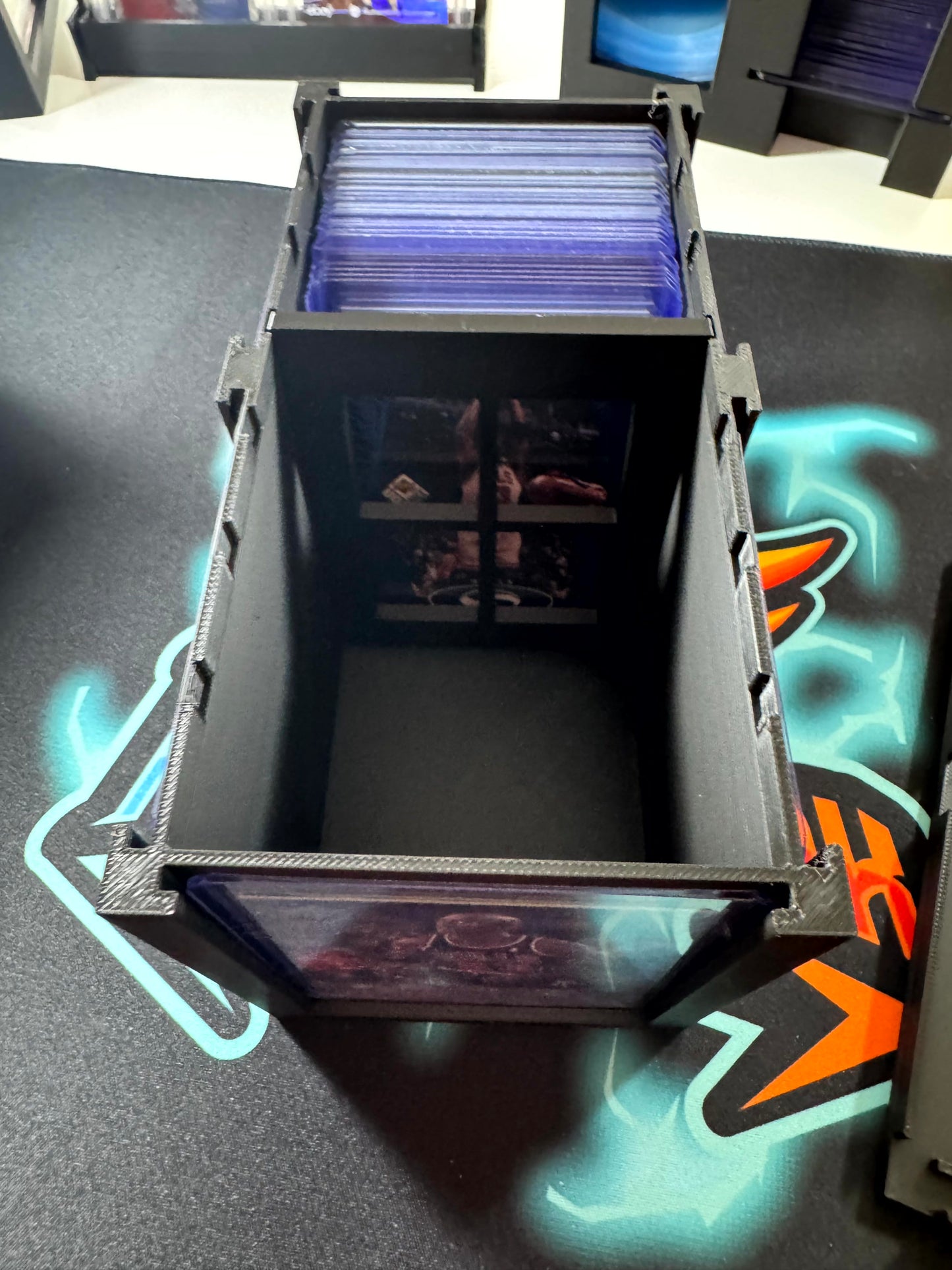 TopLoader Station top loader display and storage box - product photo 2